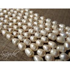 Říční perla 8x10 mm, 1 ks