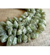 Zelený apatit krystal korálky, 1 ks